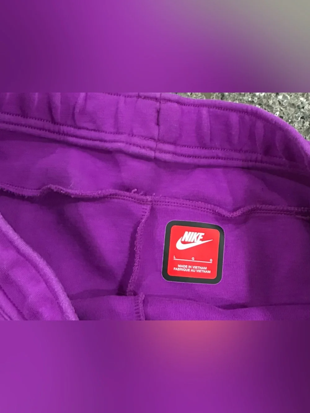 Nike includes pair